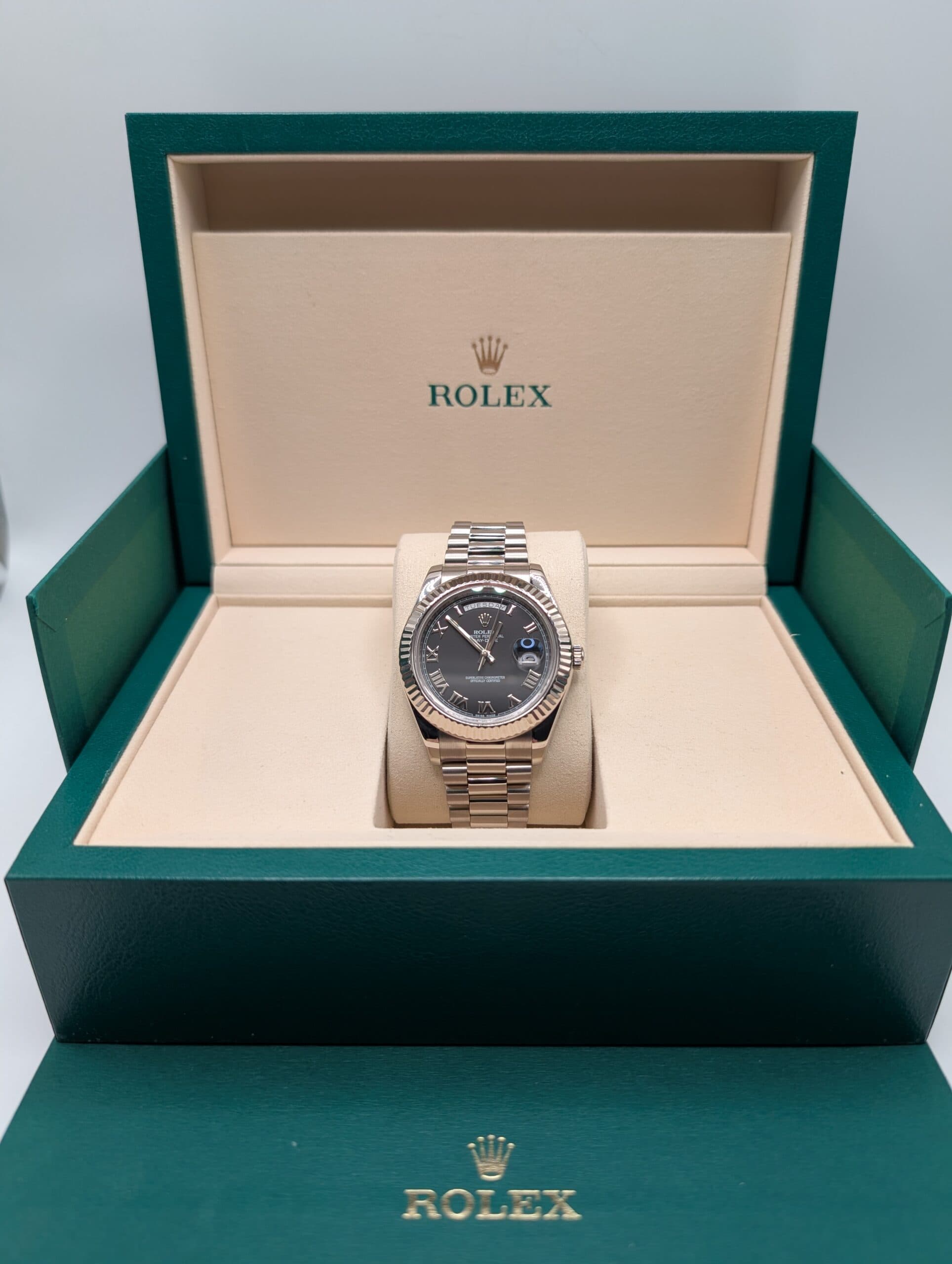 Rolex Day-Date II - 218239 - Front