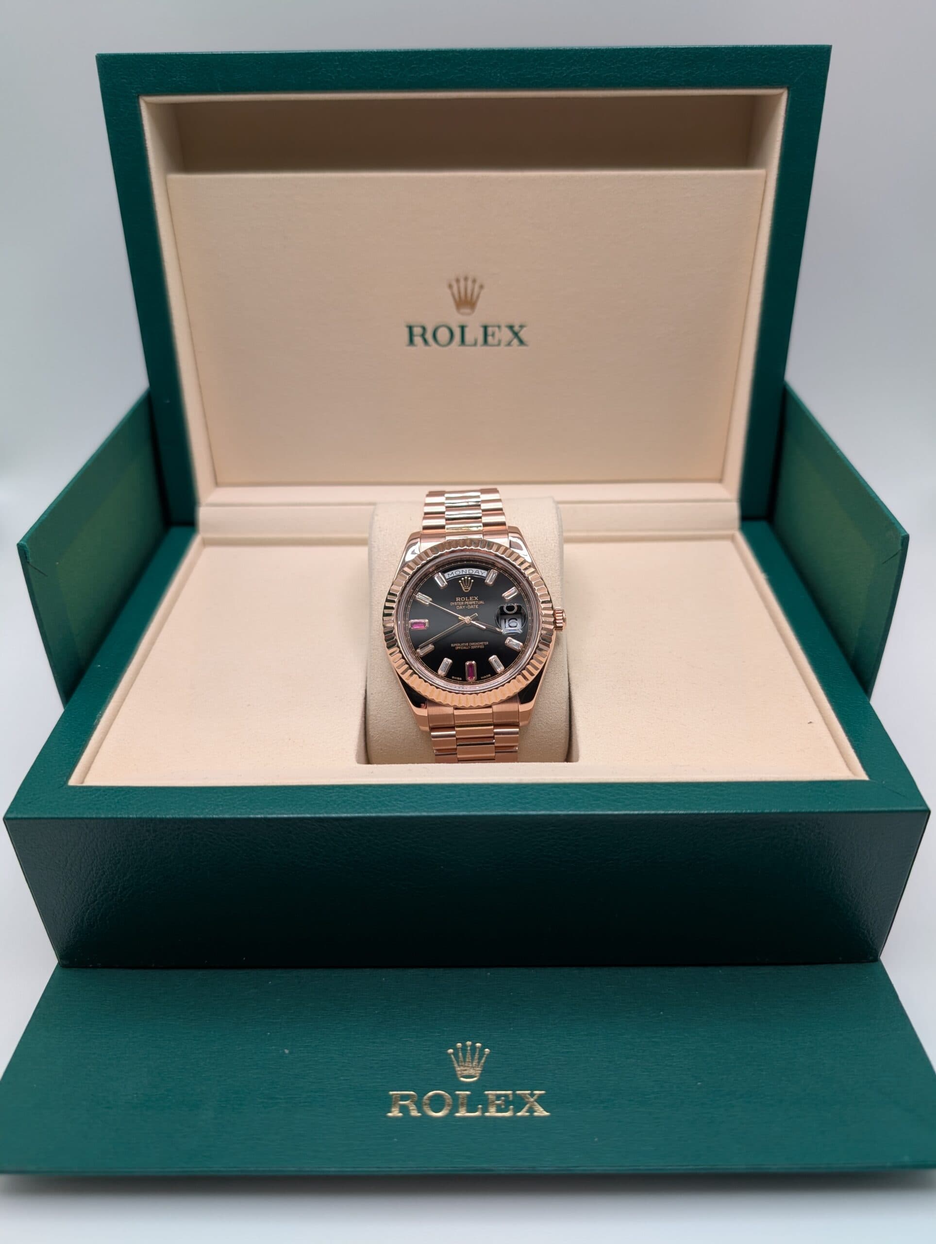 Rolex Day-Date II 218235 - Front