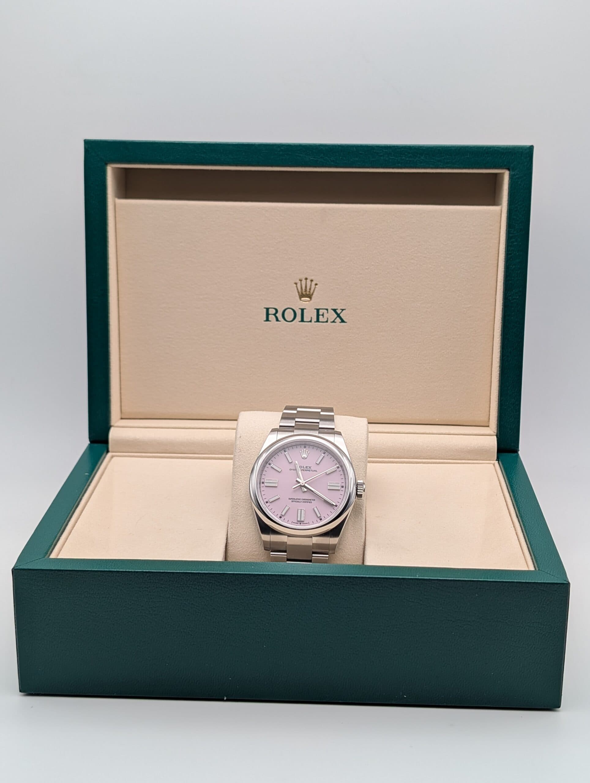Rolex Oyster Perpetual 41 134300 - Front