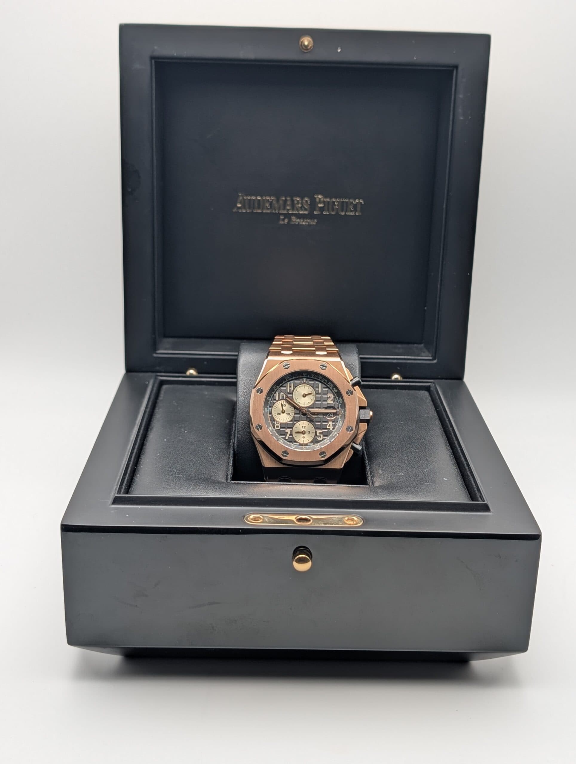 Audemars Piguet Royal Oak Offshore Chronograph 42 - Front