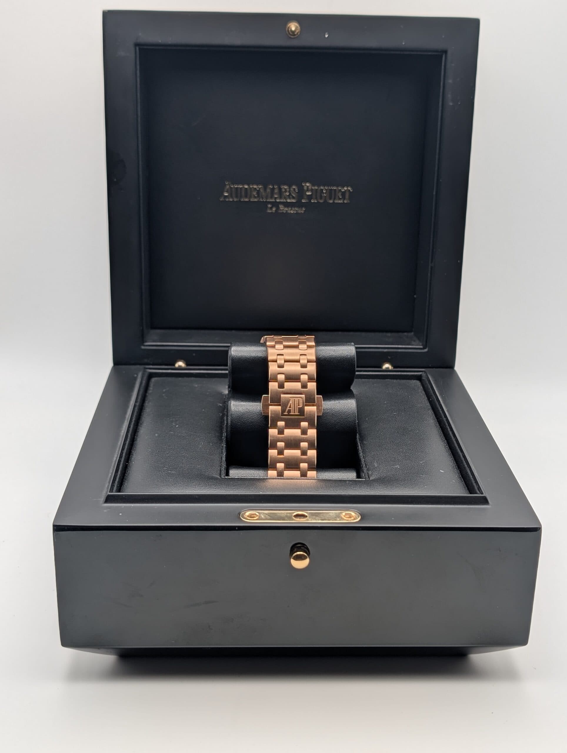 Audemars Piguet Royal Oak Offshore Chronograph 42 - Back