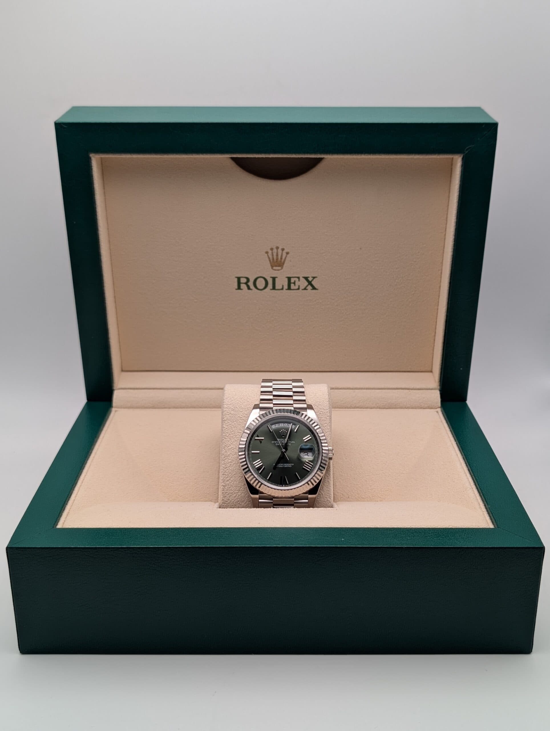 Rolex Day-Date 40 228239 - Front