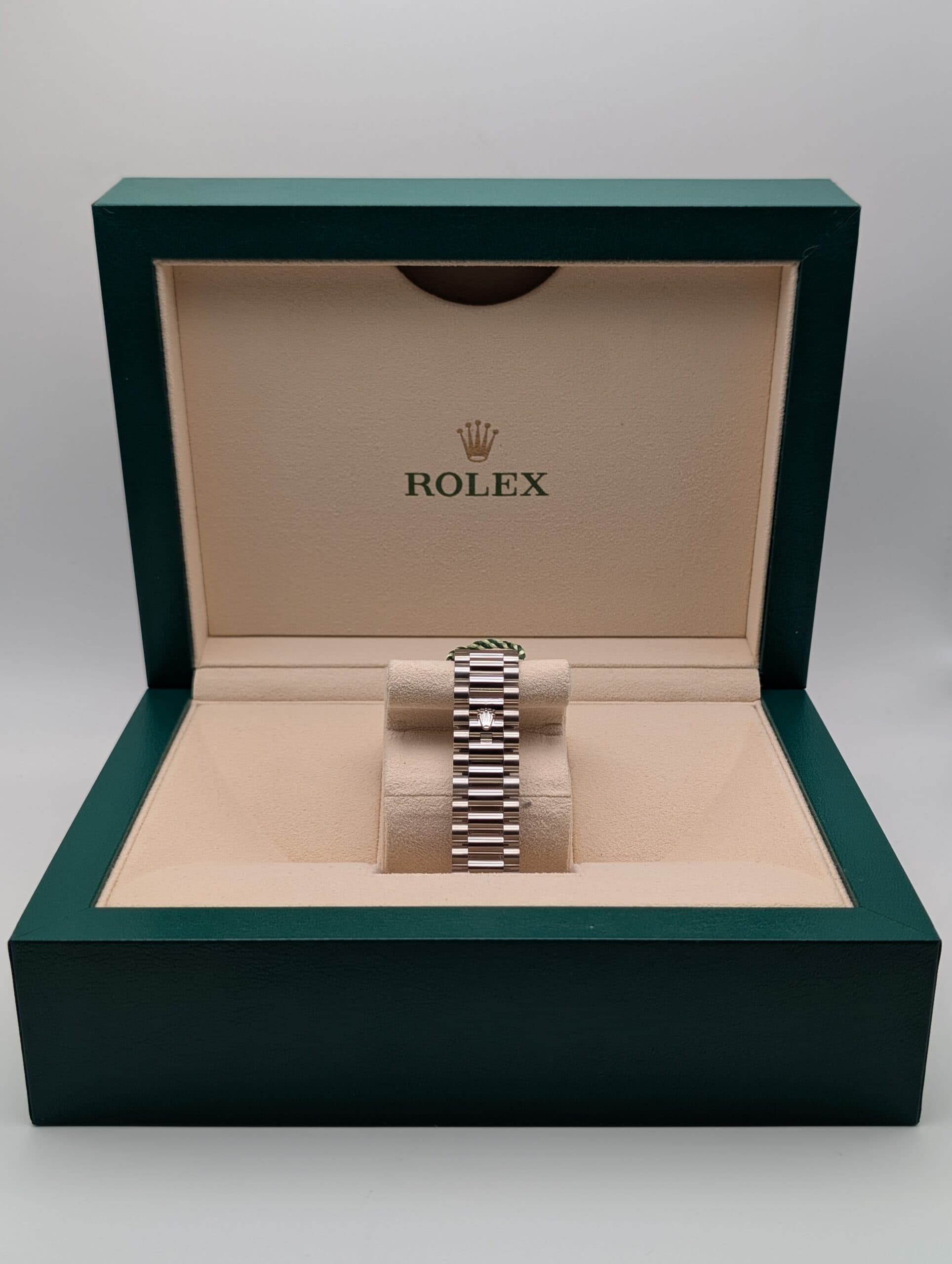 Rolex Day-Date 40 228239 - Back