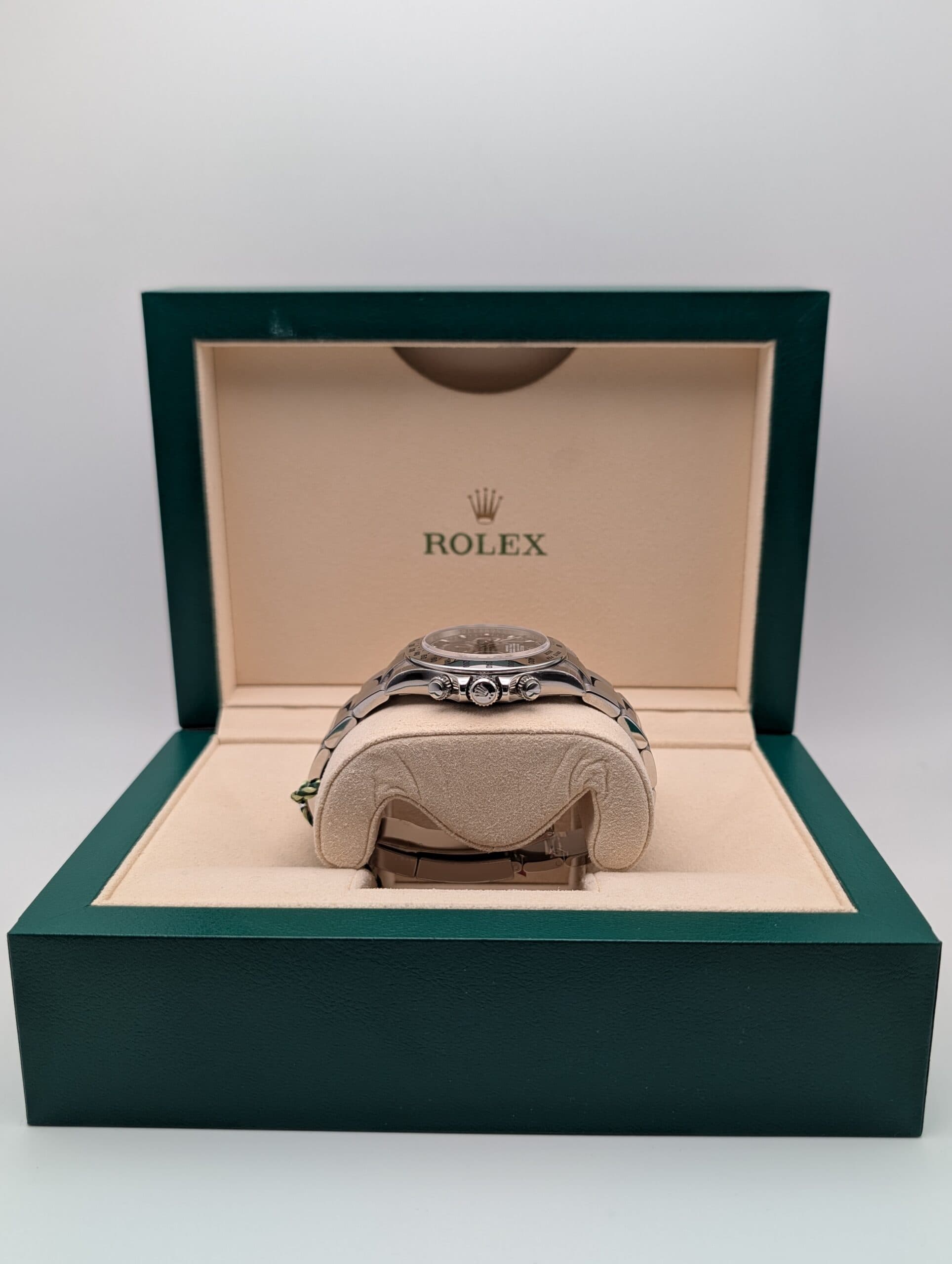 Unworn Rolex Daytona 116520 Cosmograph | SRL Boutique