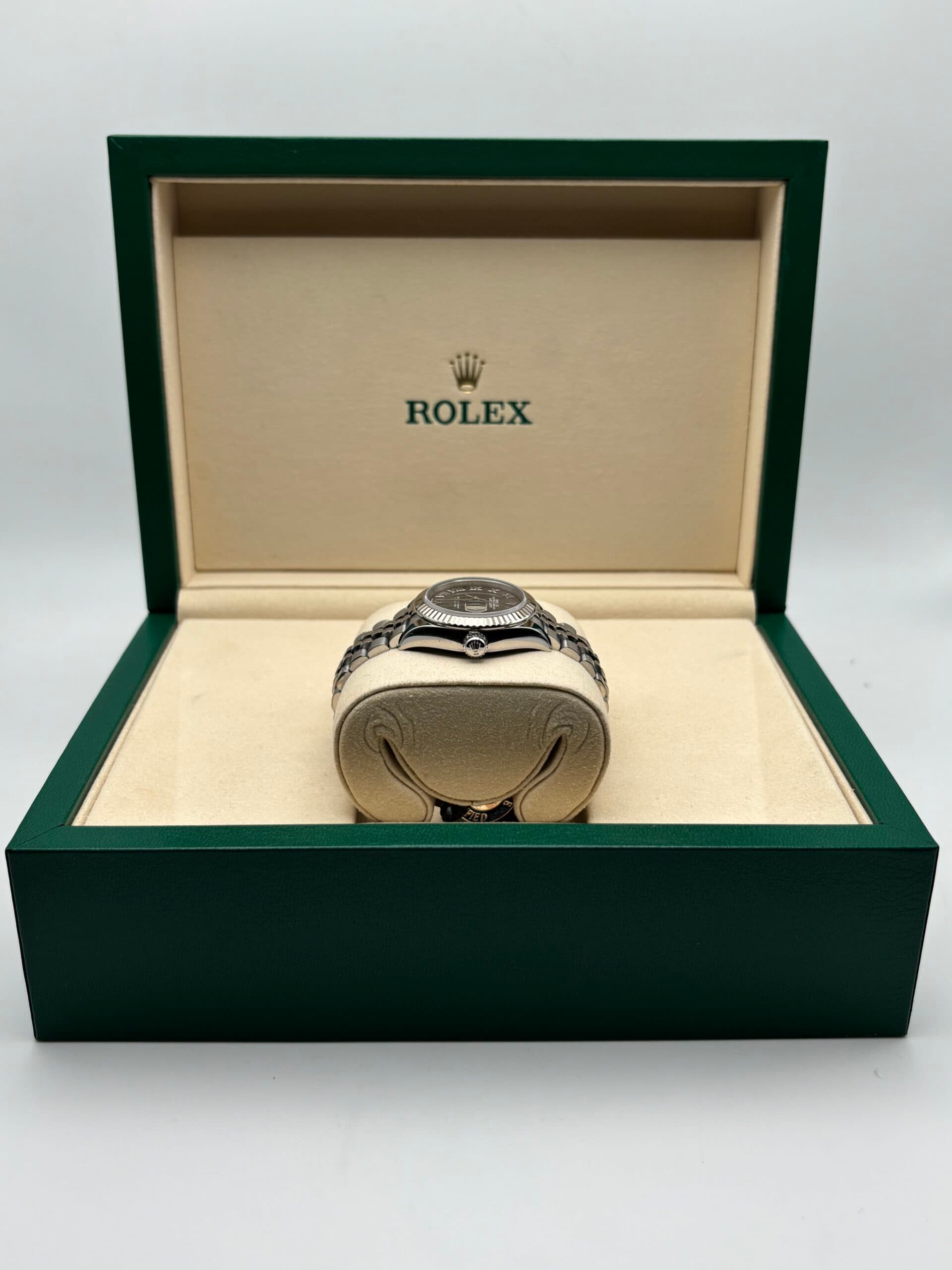 Rolex Lady-Datejust 28 Watch - Luxury Timepiece | SRL Boutique