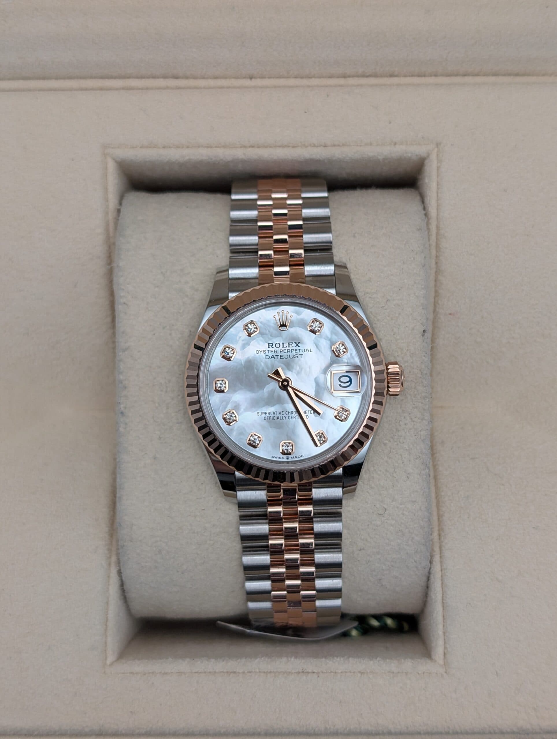 Rolex - Datejust 31 - 278271 - Zoomed In